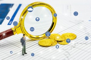 窗户应如何改造成门？这种改造需要考虑哪些因素？