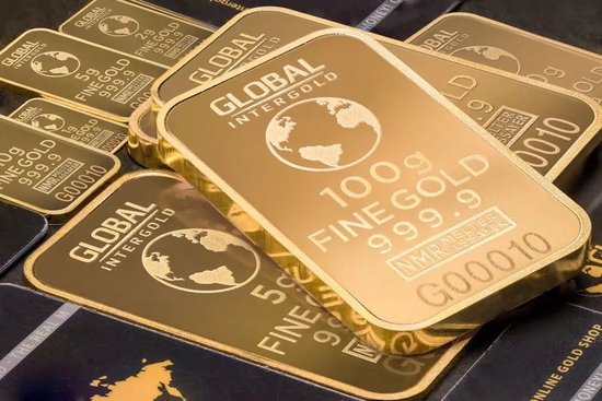 升至3400美元！金价猛涨	，银行这类相关产品怎么选？